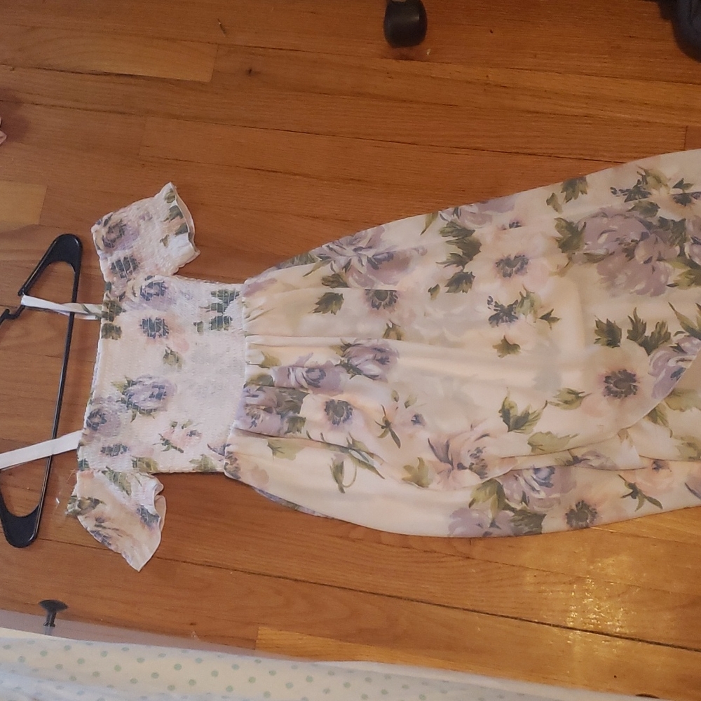Dress with flowers